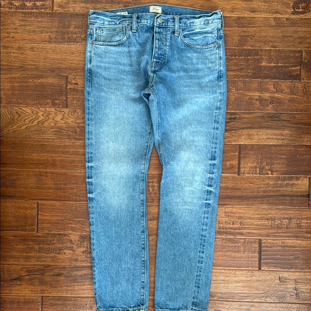 Like NEW w/o tags J. Crew Men's Slim 484 Jeans in Blue